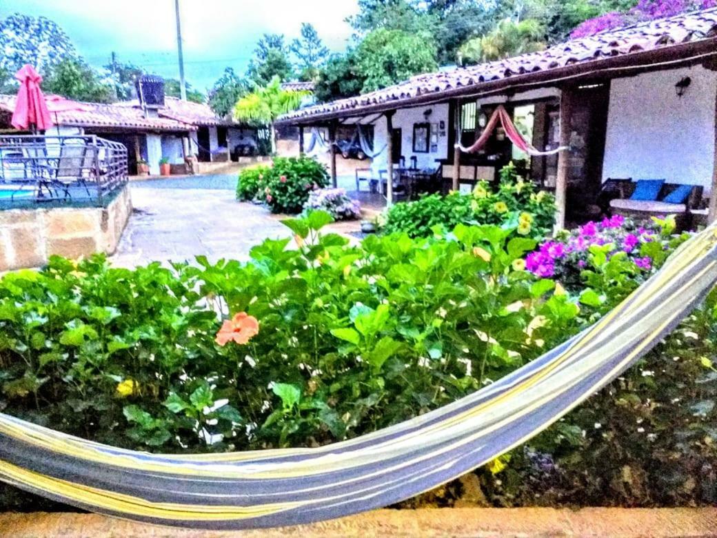 La Loma Hotel Barichara Exteriör bild